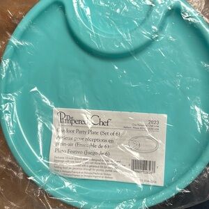 Pampered chef outdoor party plates set of six